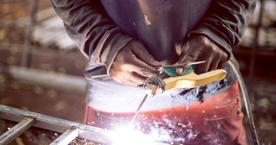 Spawanie aluminium elektrodą: możliwości i ograniczenia