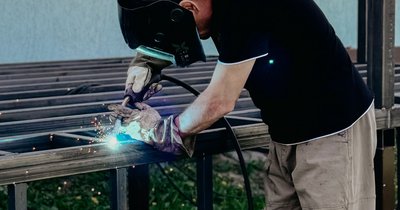 Stół spawalniczy zrób sam – projekt i montaż